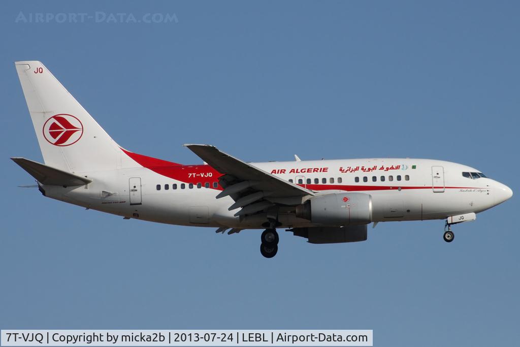 7T-VJQ, 2002 Boeing 737-6D6 C/N 30209, Landing
