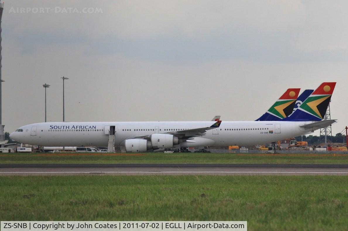 ZS-SNB, 2002 Airbus A340-642 C/N 417, Parked off stand