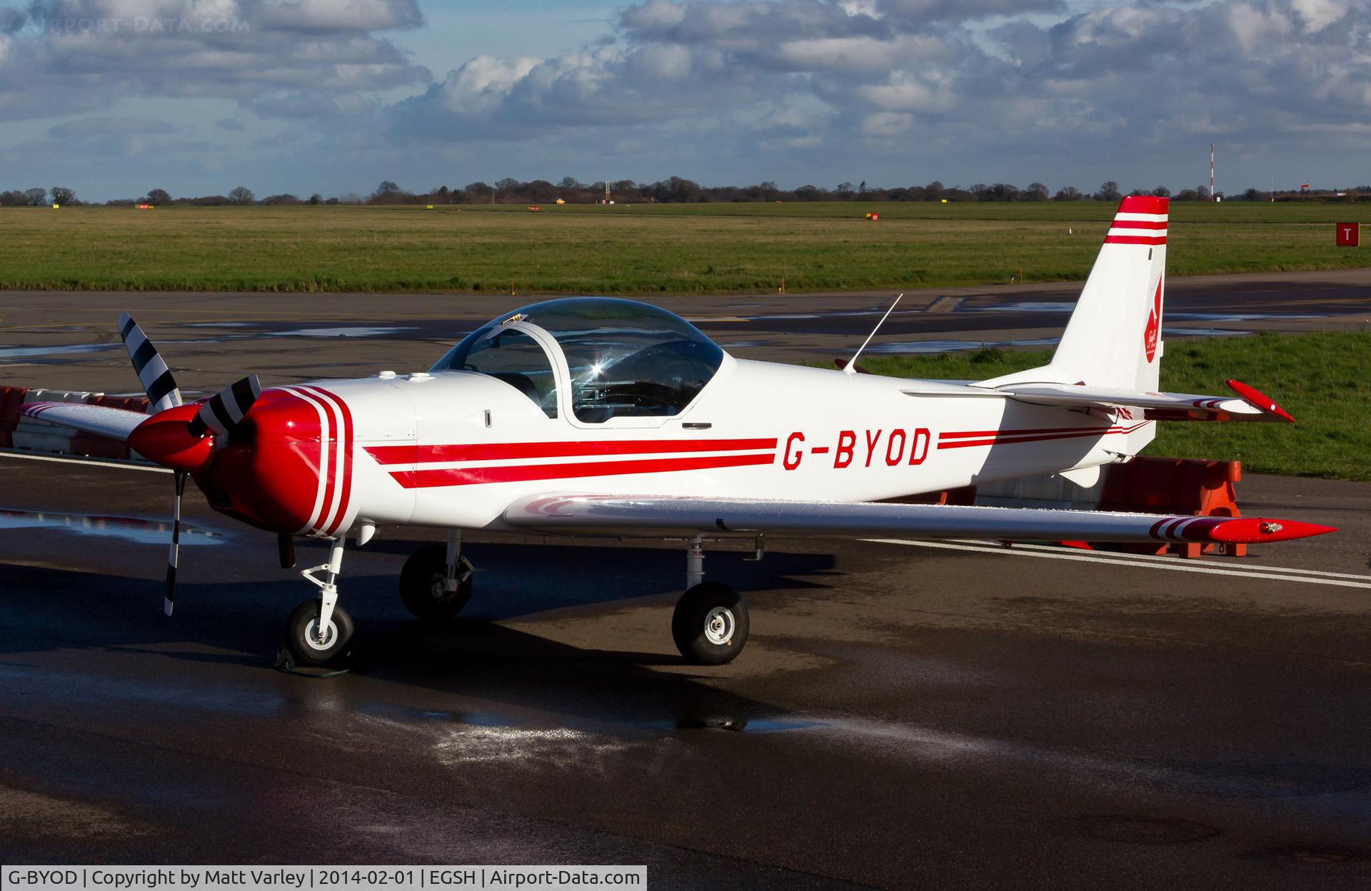 G-BYOD, 2001 Slingsby T-67M-200 Firefly C/N 2265, Sat on the SaxonAir ramp in some lovely sun....