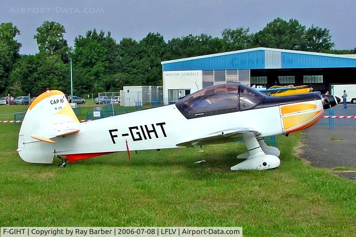 F-GIHT, 1972 Mudry CAP-10B C/N 25, Mudry CAP-10 [25] Vichy~F 08/07/2006