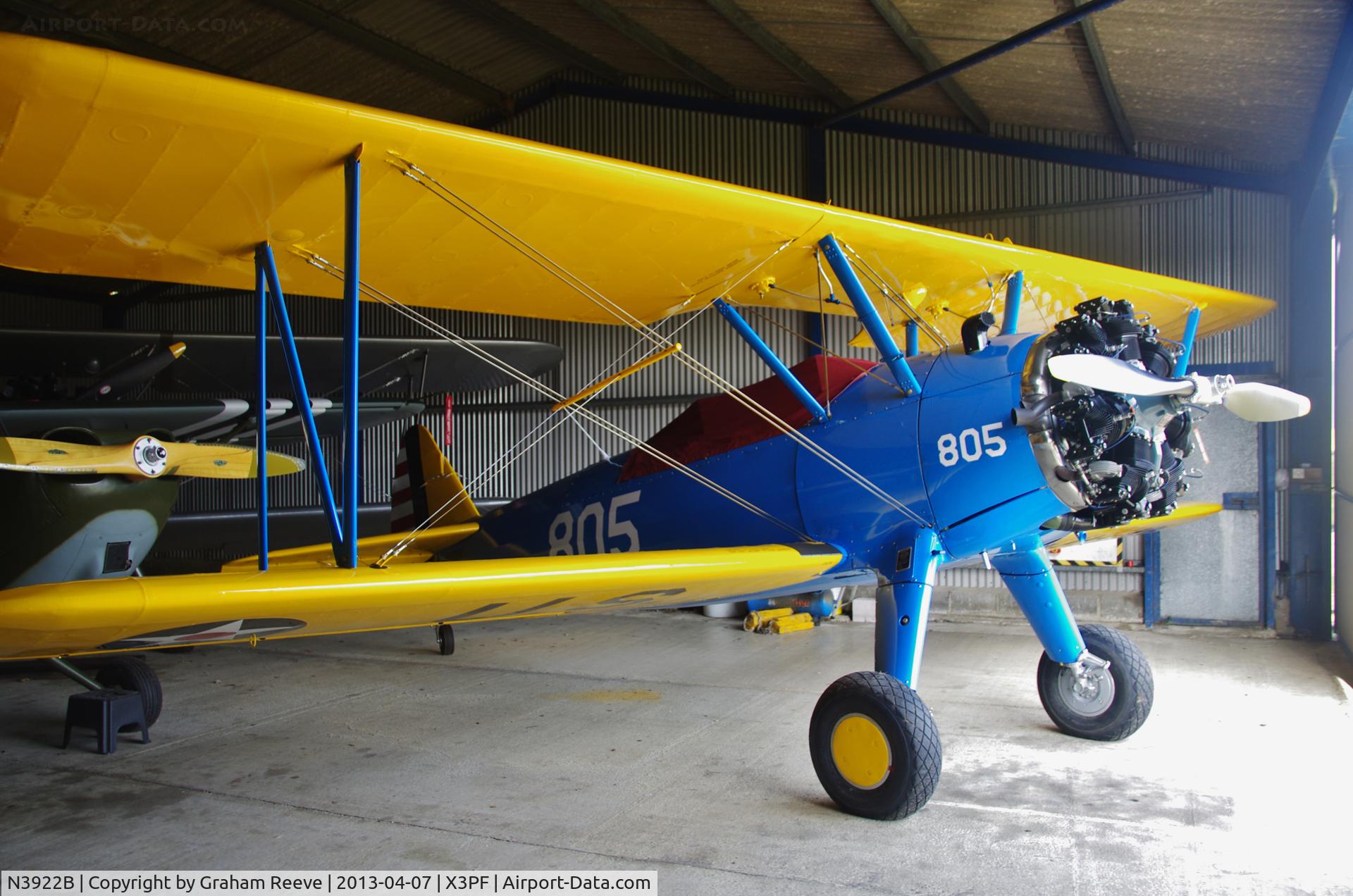 N3922B, 1943 Boeing E75N1 C/N 75-5805, Parked at Priory Farm.