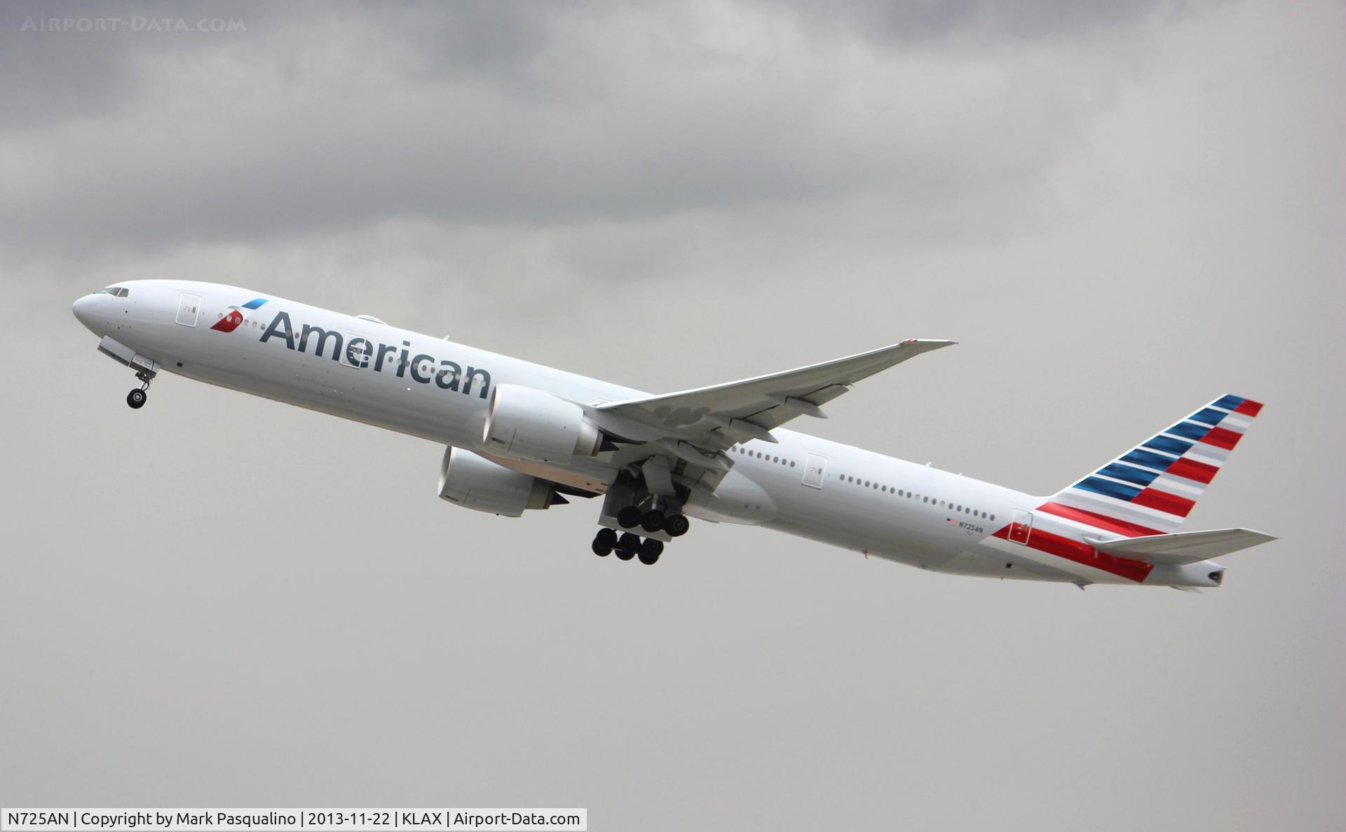 N725AN, 2013 Boeing 777-323/ER C/N 41666, Boeing 777-300ER