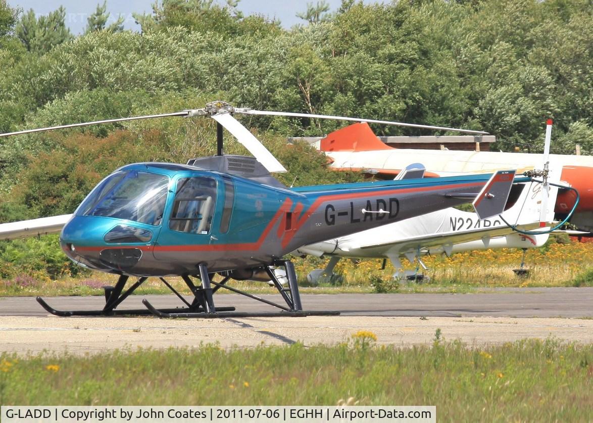 G-LADD, 1999 Enstrom 480 C/N 5037, Parked at BHL