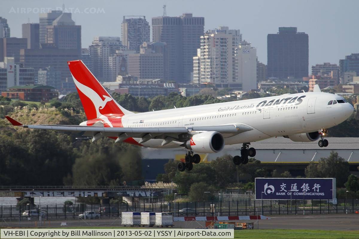 VH-EBI, 2008 Airbus A330-203 C/N 898, final to 16R