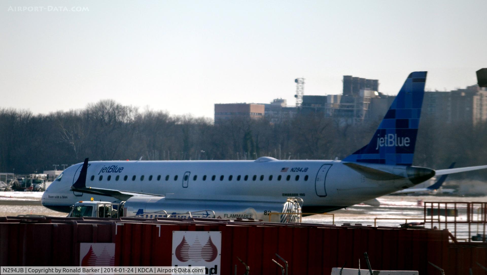 N294JB, 2008 Embraer ERJ-190-100 IGW 190AR C/N 19000185, 