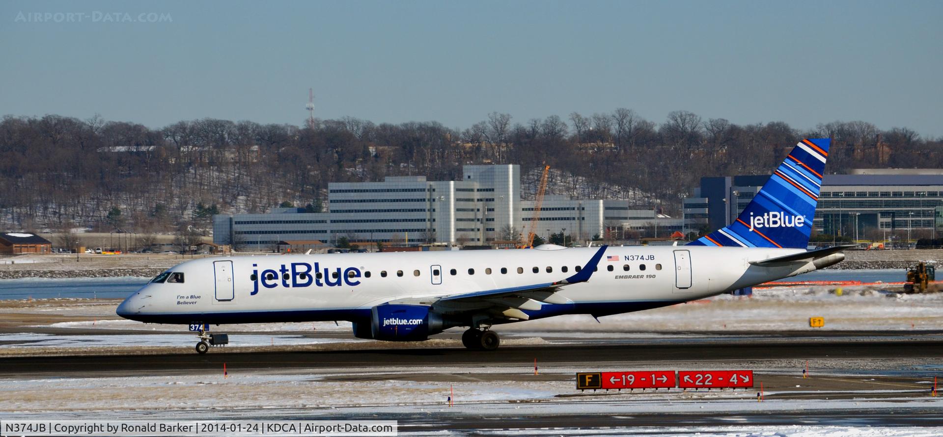 N374JB, 2013 Embraer ERJ-190-100 IGW 190AR C/N 19000629, 