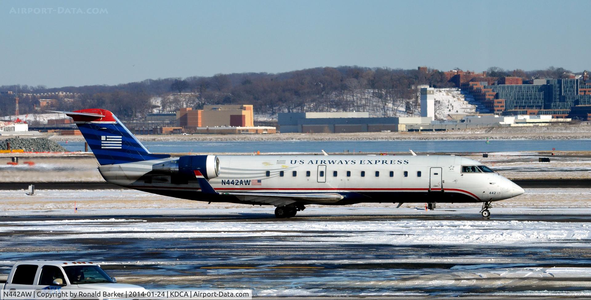 N442AW, 2003 Bombardier CRJ-200LR (CL-600-2B19) C/N 7778, Taxi National