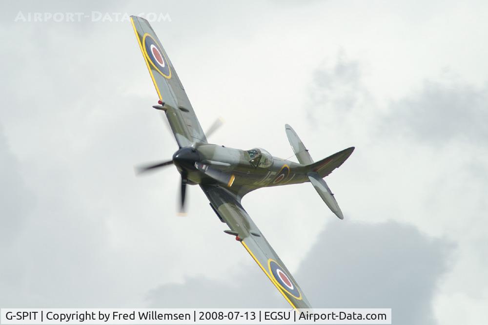 G-SPIT, 1944 Supermarine 379 Spitfire FR.XIV C/N 6S/649205, At Flying Legends