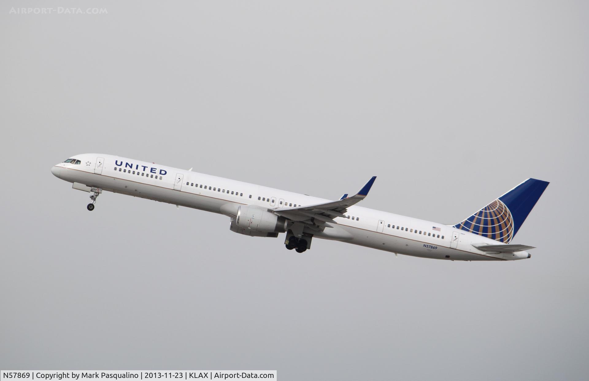 N57869, 2002 Boeing 757-33N C/N 32593, Boeing 757-300