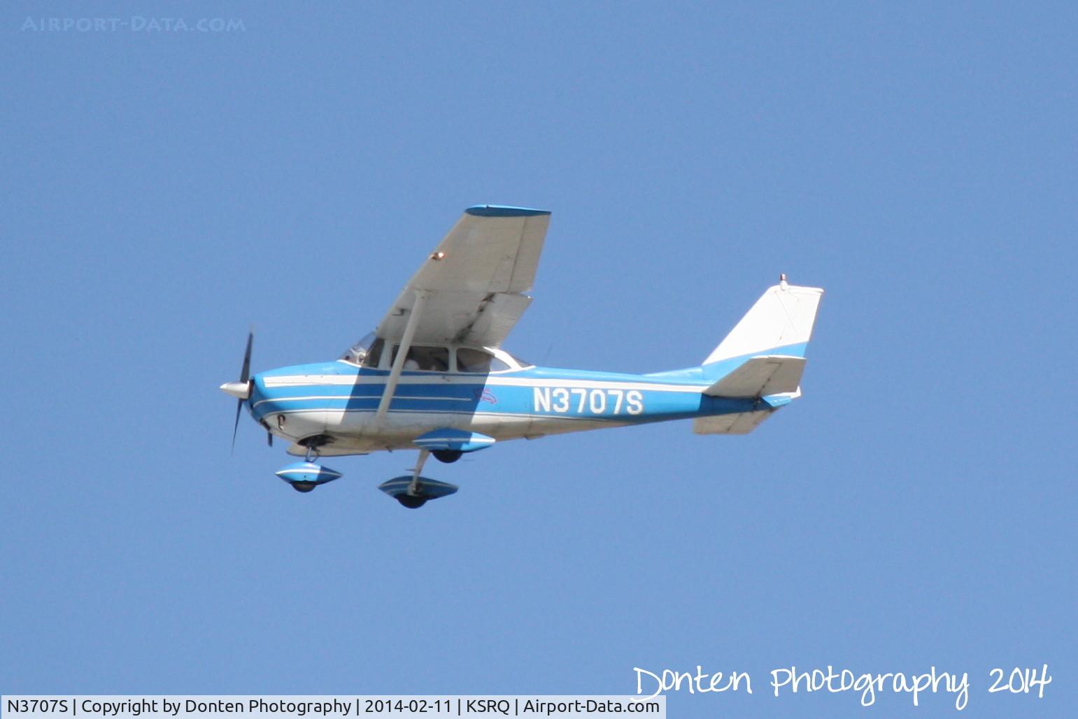 N3707S, 1963 Cessna 172E C/N 17250907, Cessna Skyhawk (N3707S) arrives at Sarasota-Bradenton International Airport