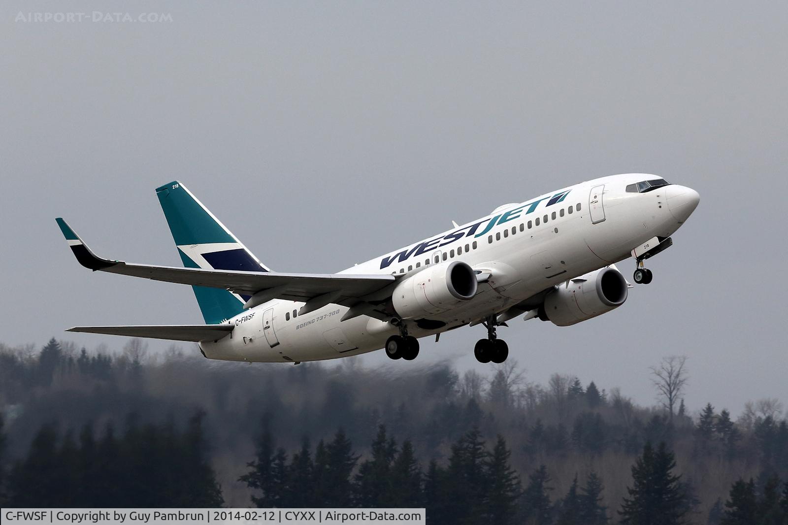 C-FWSF, 2003 Boeing 737-7CT C/N 32758, Off to Calgary