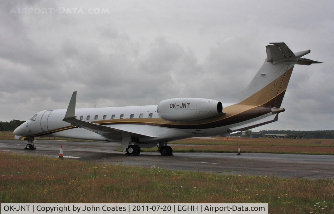 OK-JNT, 2009 Embraer EMB-135BJ Legacy 600 C/N 14501087, At Signatures