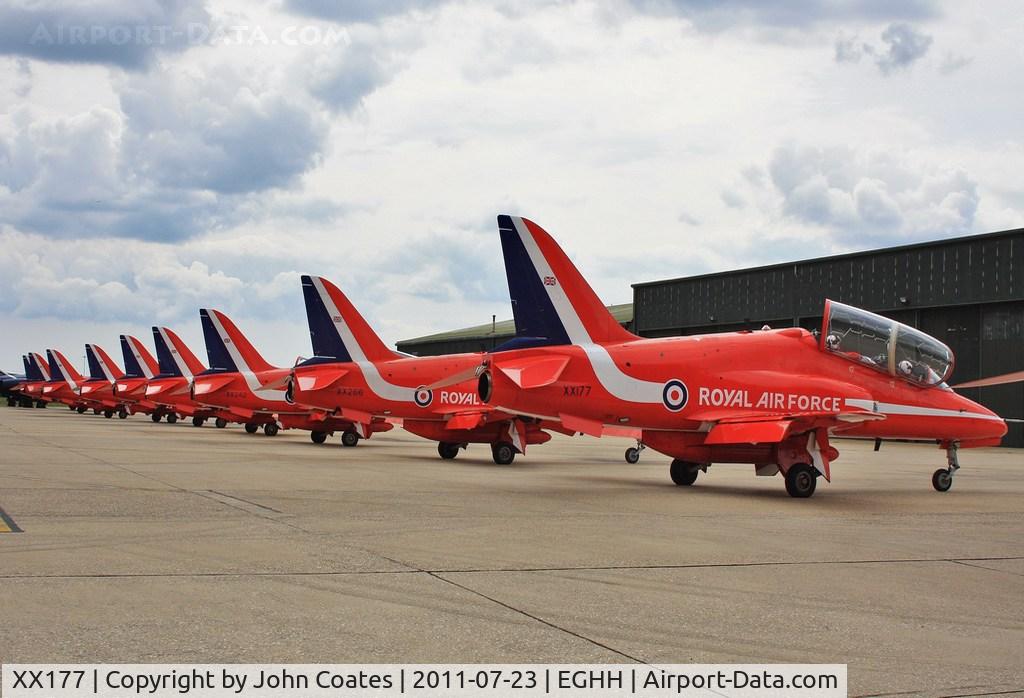 XX177, 1977 Hawker Siddeley Hawk T.1 C/N 024/312024, Reds line up at Cobham