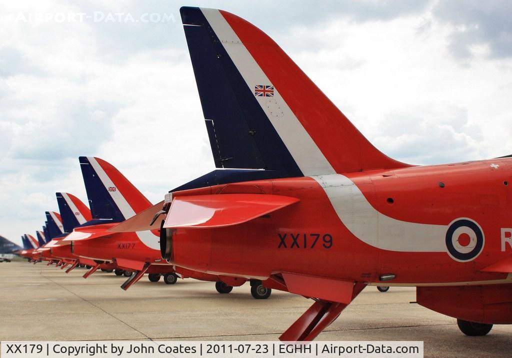 XX179, 1977 Hawker Siddeley Hawk T.1W C/N 026/312026, Tail line up at Cobham