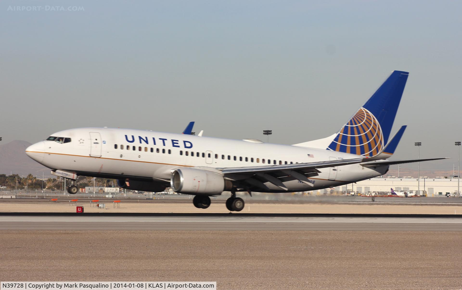 N39728, 1999 Boeing 737-724 C/N 28944, Boeing 737-700