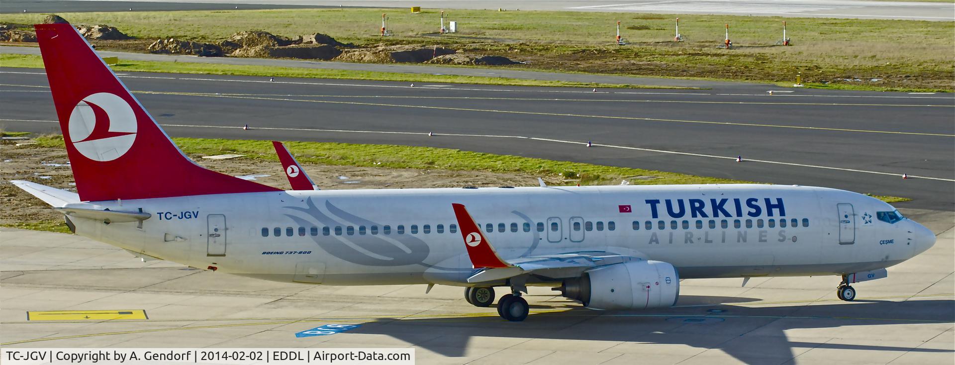 TC-JGV, 2006 Boeing 737-8F2 C/N 34419, Turkish Airlines, is here taxiing for departure at Düsseldorf Int'l(EDDL)