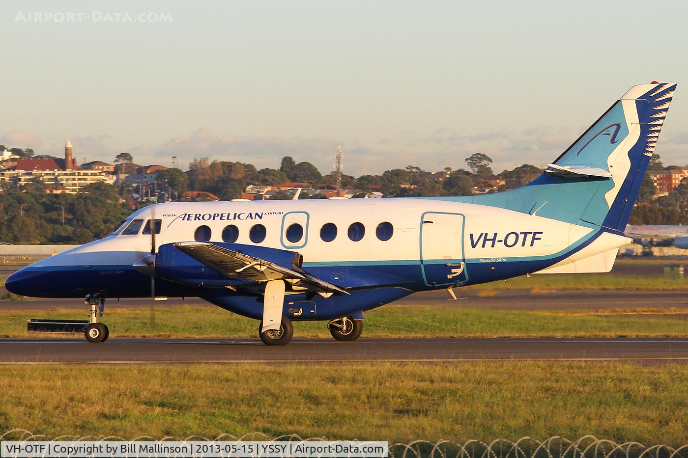 VH-OTF, 1993 British Aerospace BAe-3206 Jetstream 32 C/N 982, taxi to 34R