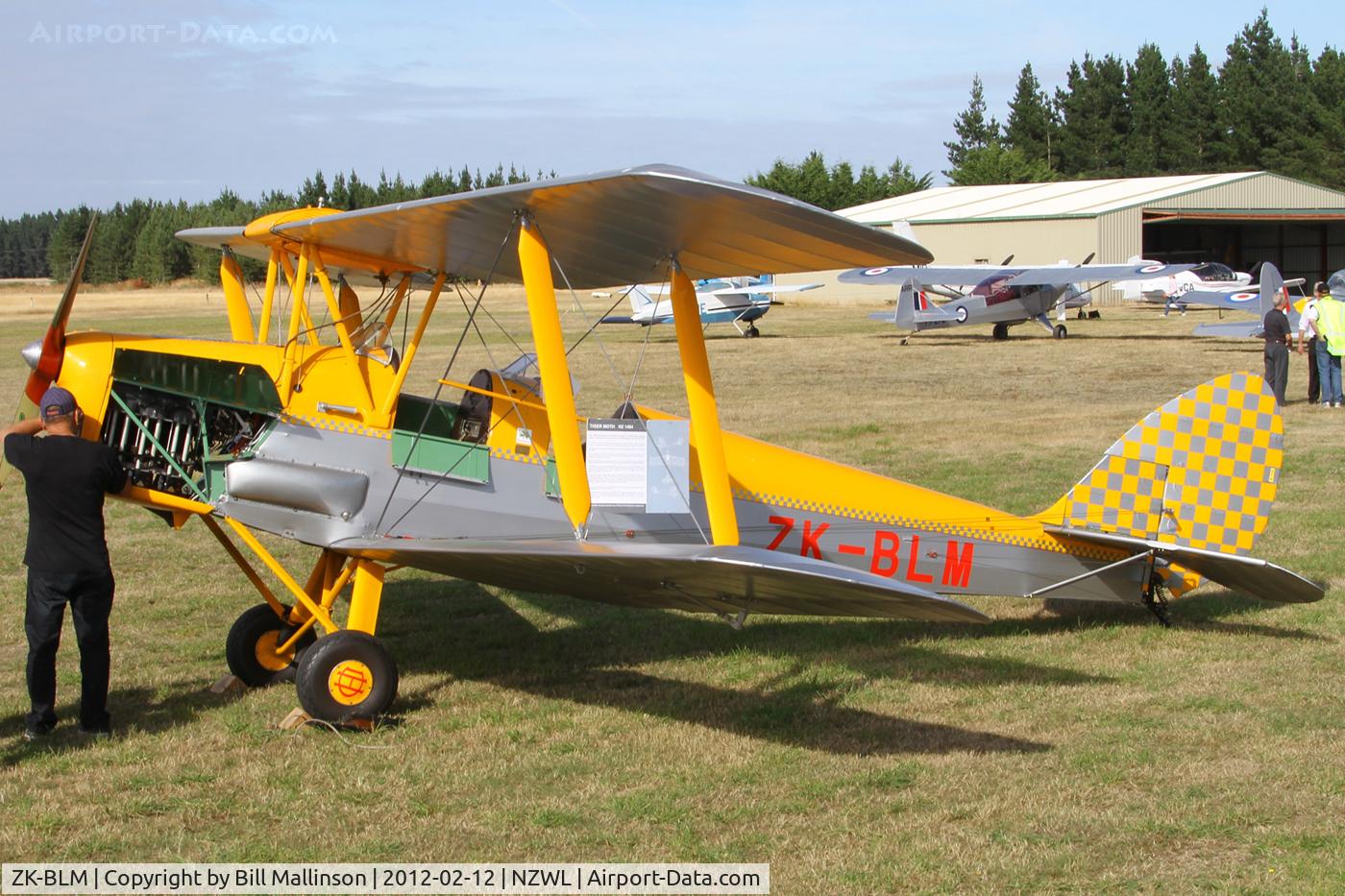 ZK-BLM, 1944 De Havilland New Zealand DH-82A Tiger Moth C/N DHNZ164, OPEN DAY