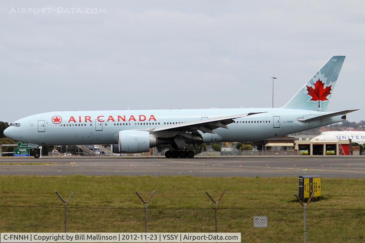 C-FNNH, 2008 Boeing 777-233/LR C/N 35247, TAXI TO 34L