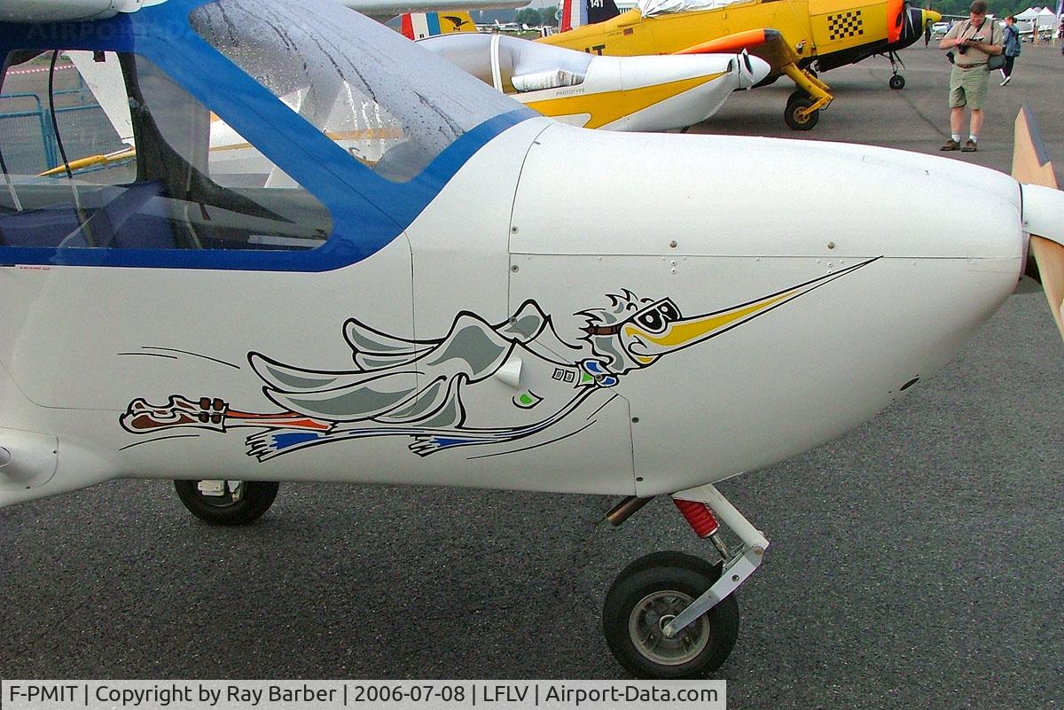 F-PMIT, Jabiru J400 C/N 202, Jabiru J400 [202] Vichy~F 08/07/2006. Showing nose art.