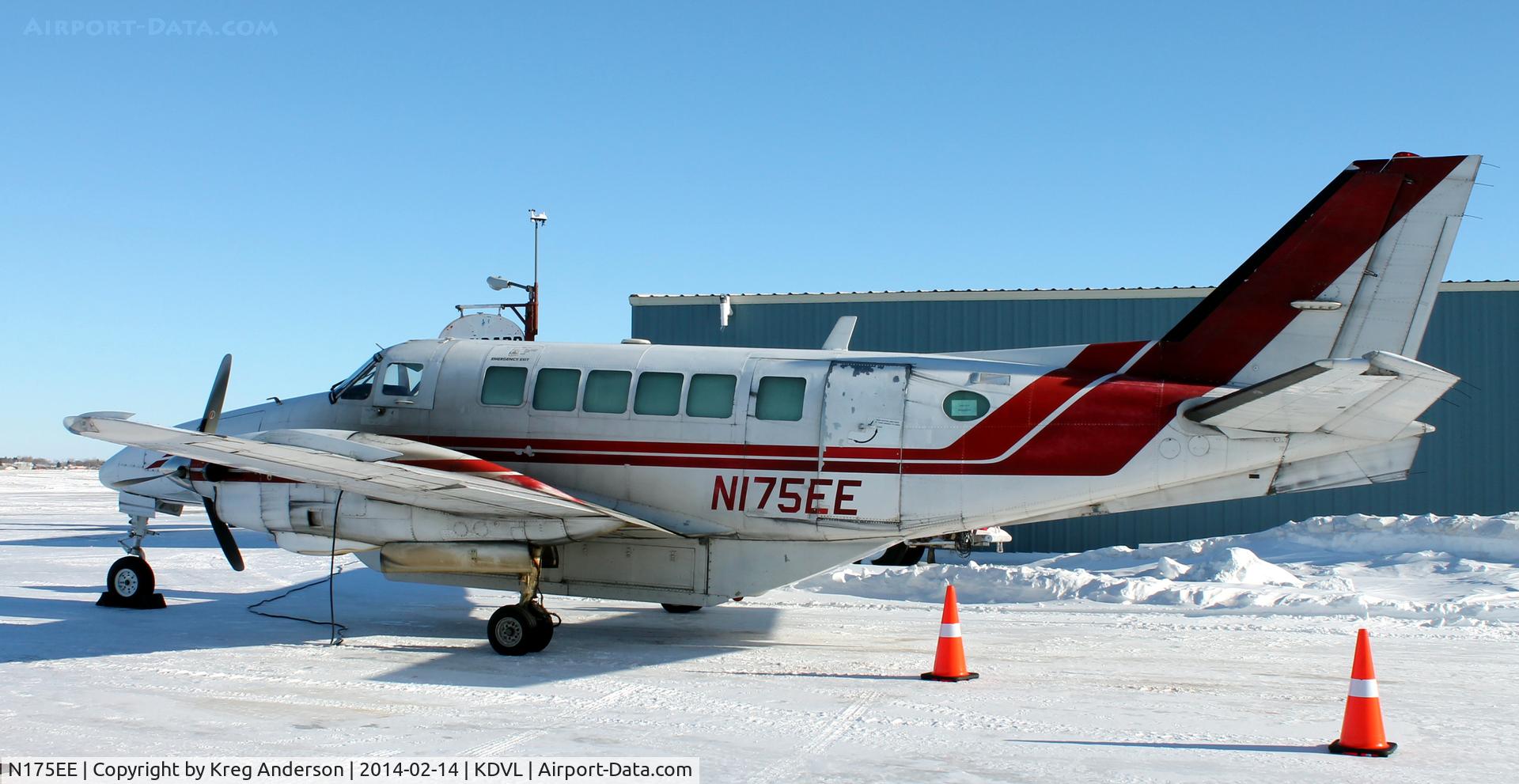N175EE, 1981 Beech C99 Airliner C/N U-175, Beech C-99 of Bemidji Aviation on the ramp in Devils Lake, ND.