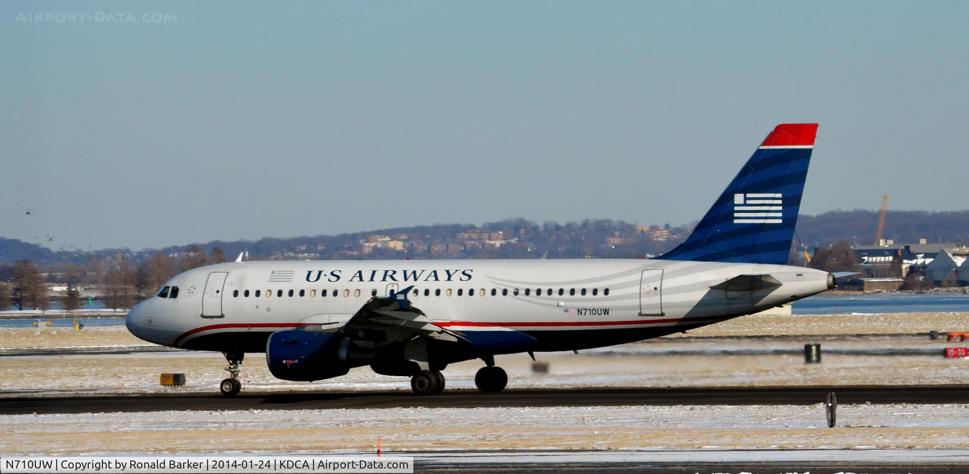N710UW, 1999 Airbus A319-112 C/N 1019, Takeoff National
