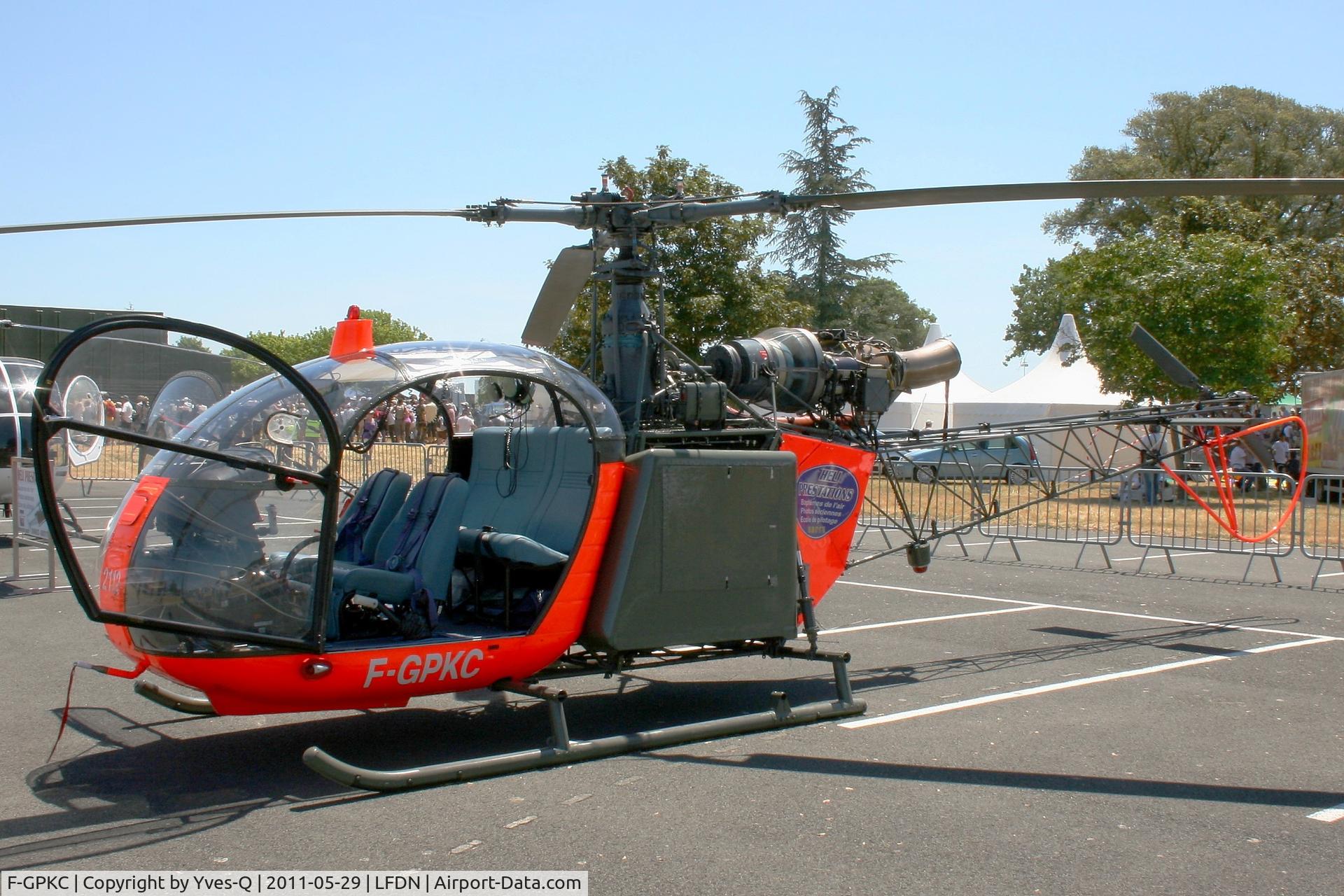 F-GPKC, Aerospatiale SA-318C Alouette II Astazou C/N 2112, Eurocopter SA-318C Alouette II, Rochefort-St Agnant AB 721 (LFDN-RCO) Open day 2011