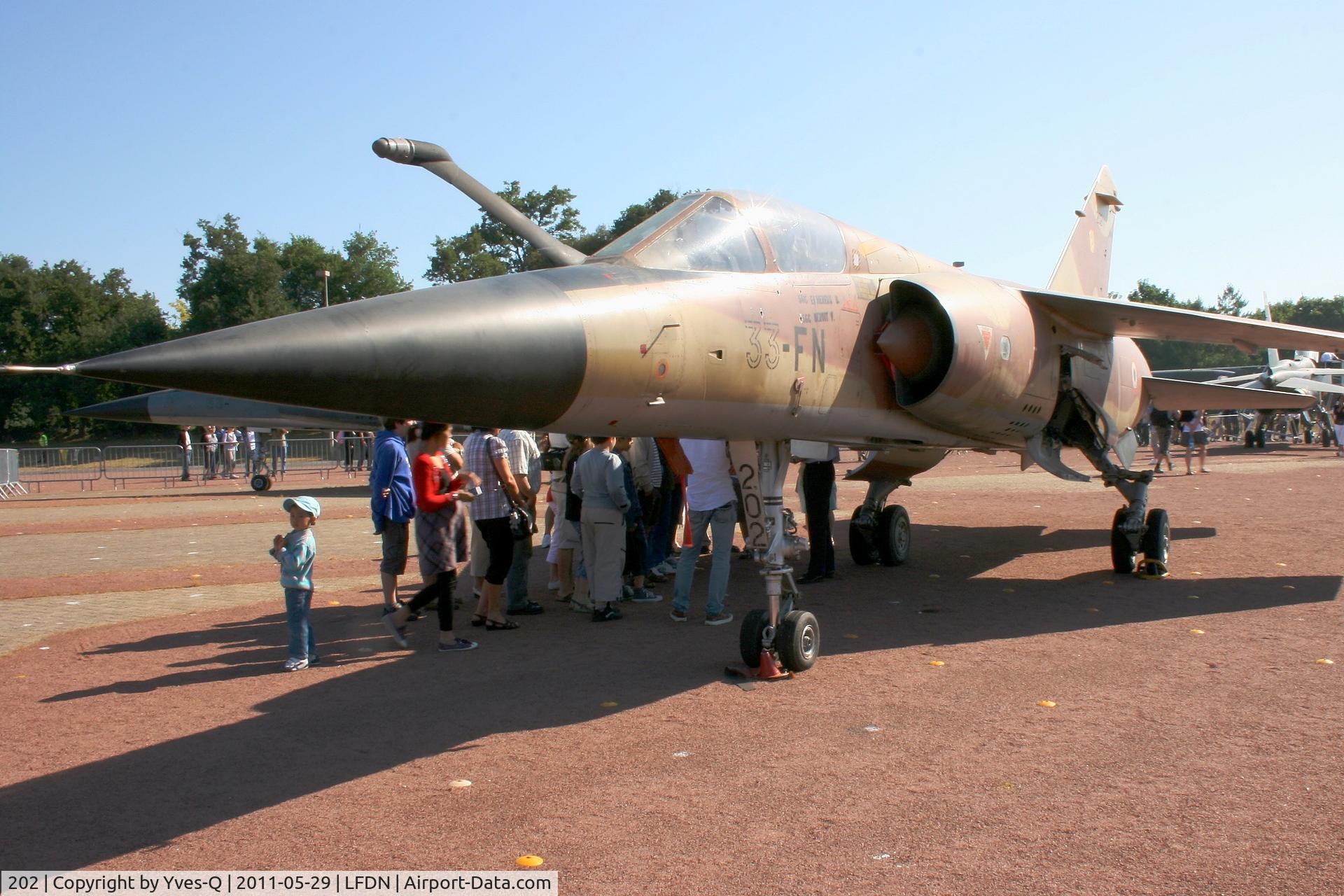 202, Dassault Mirage F.1C-200 C/N 202, Dassault Mirage F1-C, Rochefort-St Agnant AB 721 (LFDN-RCO) Open day 2011
