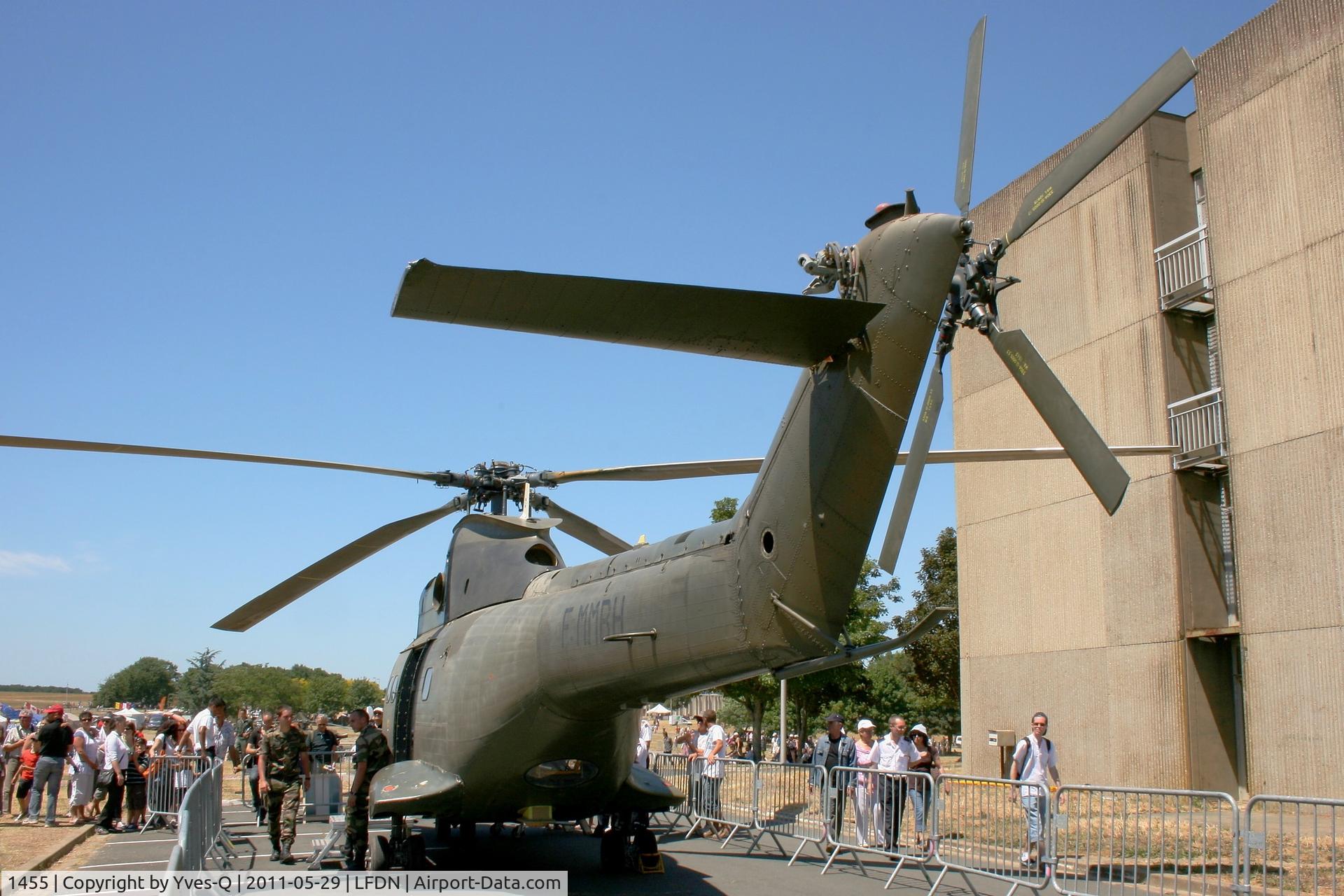1455, Aérospatiale SA-330B Puma C/N 1455, Aérospatiale SA-330B Puma (F-MMBH), Rochefort-St Agnant AB 721 (LFDN-RCO) Open day 2011