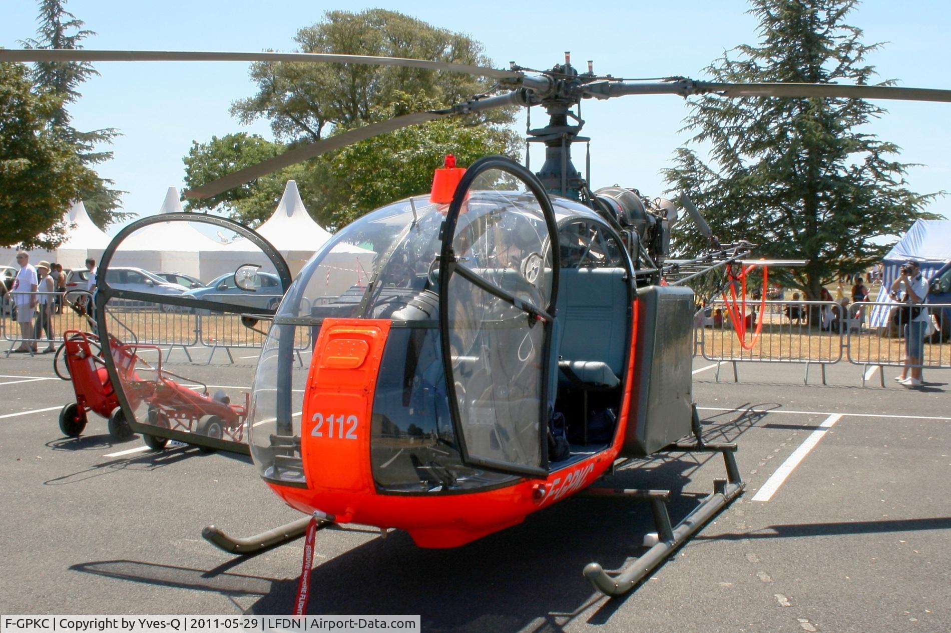 F-GPKC, Aerospatiale SA-318C Alouette II Astazou C/N 2112, Eurocopter SA-318C Alouette II, Rochefort-St Agnant AB 721 (LFDN-RCO) Open day 2011