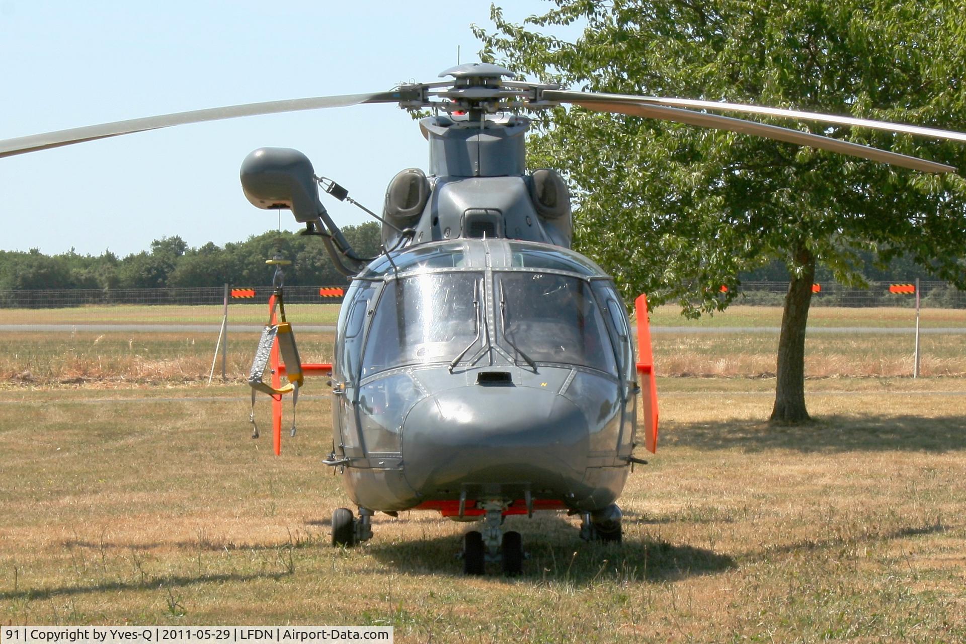 91, 1983 Aerospatiale AS-365N Dauphin C/N 6091, Aérospatiale AS-365N Dauphin (cn 6091), Rochefort-St Agnant AB 721(LFDN-RCO) Open day 2011