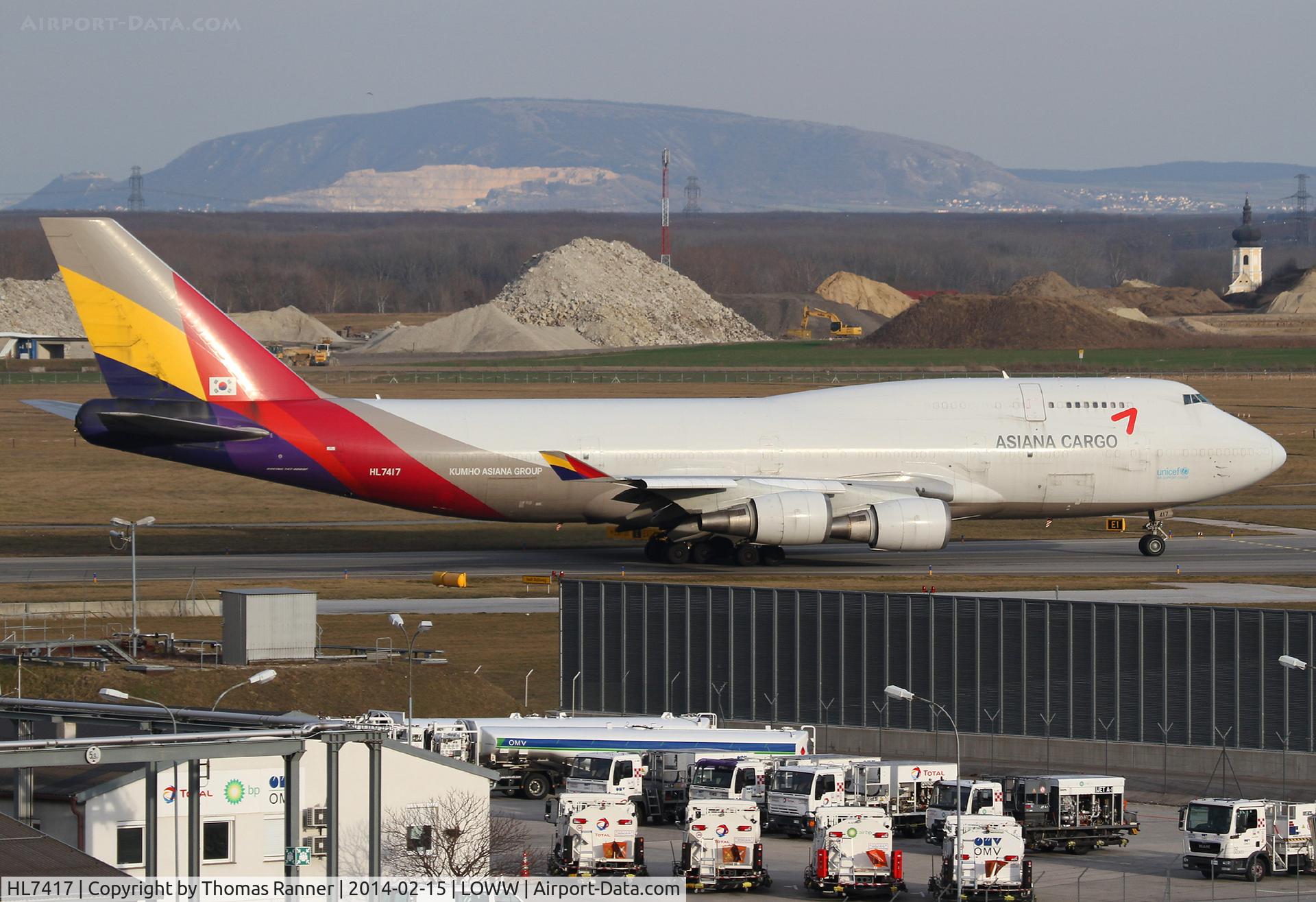 HL7417, 1993 Boeing 747-48EM(BDSF) C/N 25779, Asiana B747