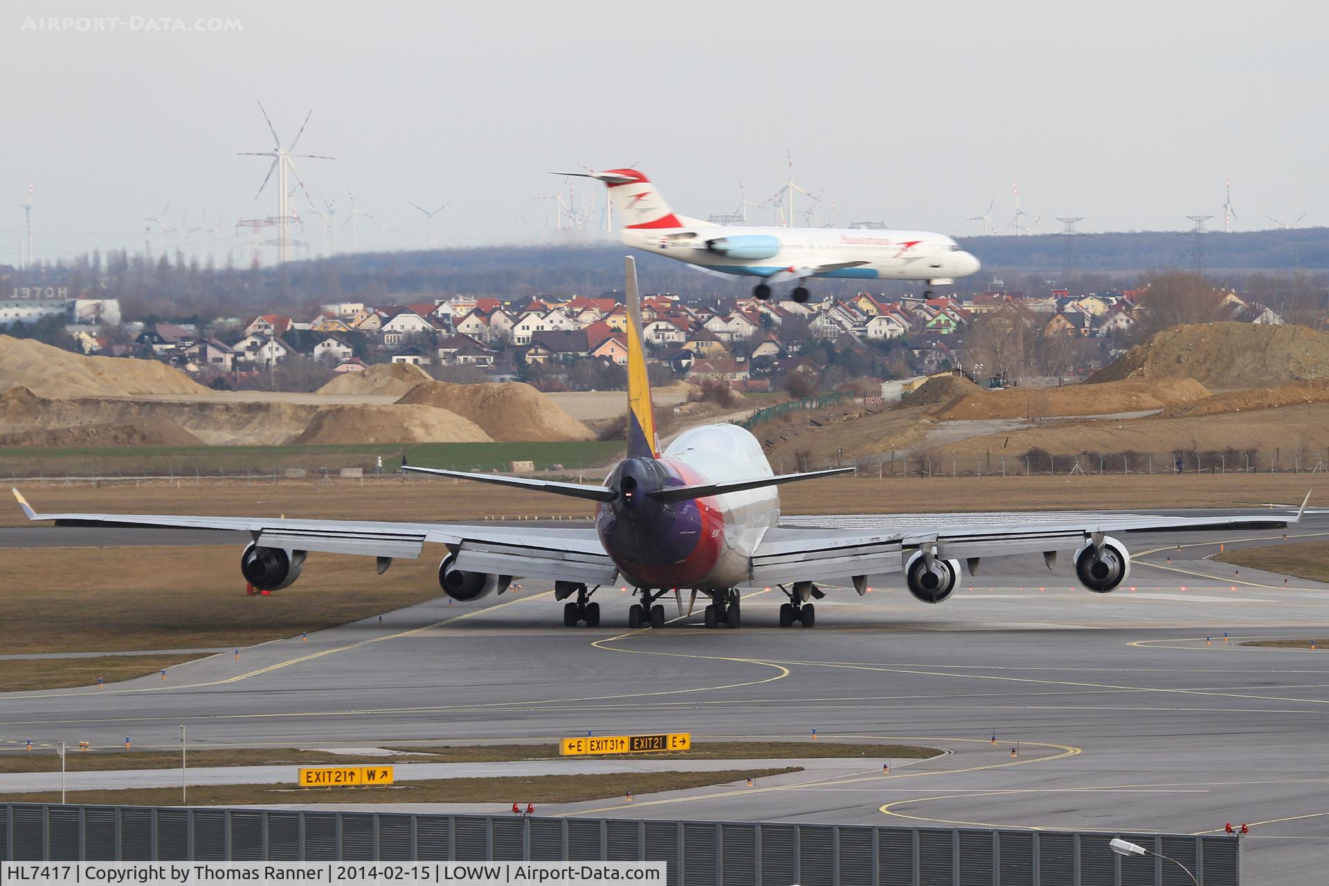 HL7417, 1993 Boeing 747-48EM(BDSF) C/N 25779, Asiana B747