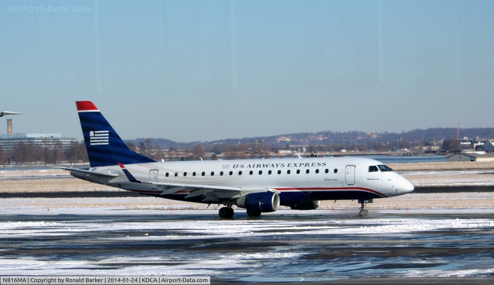 N816MA, 2004 Embraer 170SU (ERJ-170-100SU) C/N 17000037, Taxi National