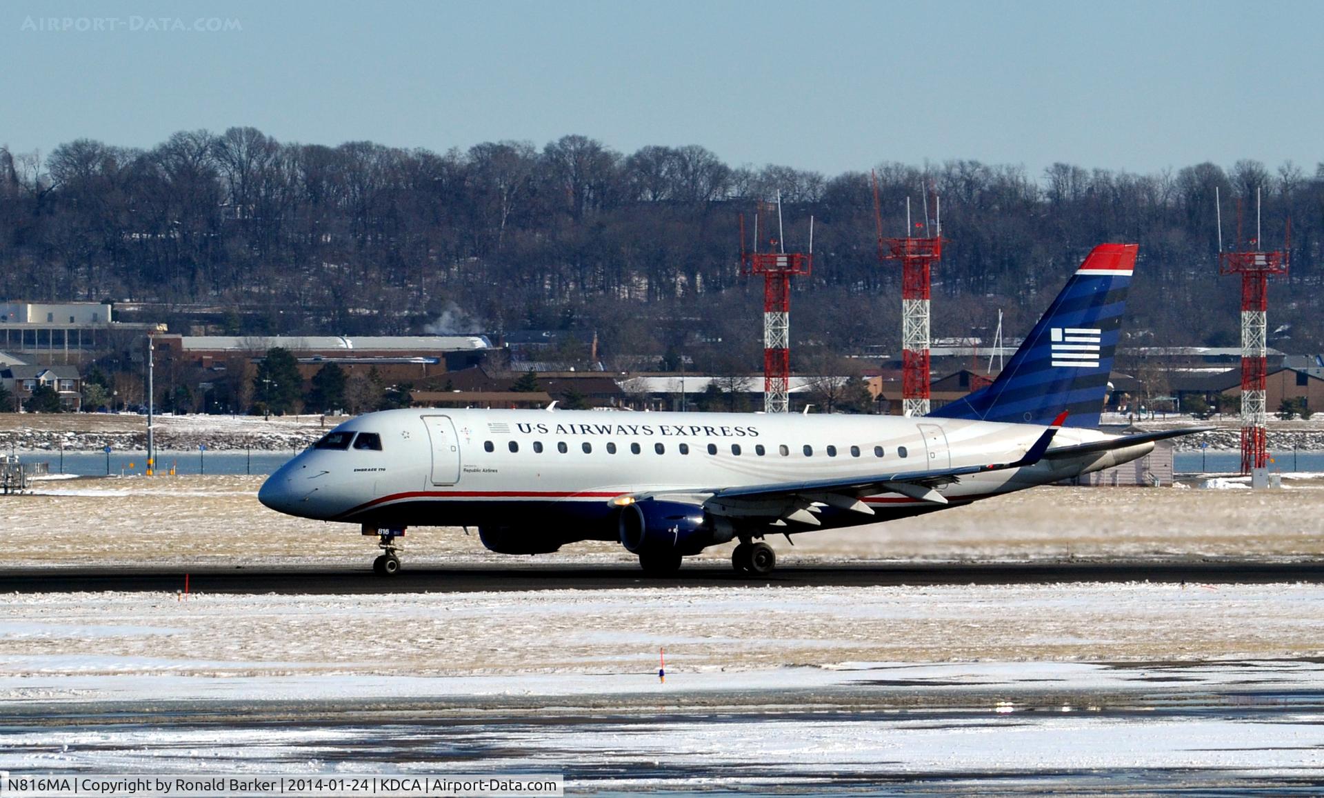 N816MA, 2004 Embraer 170SU (ERJ-170-100SU) C/N 17000037, Takeoff National