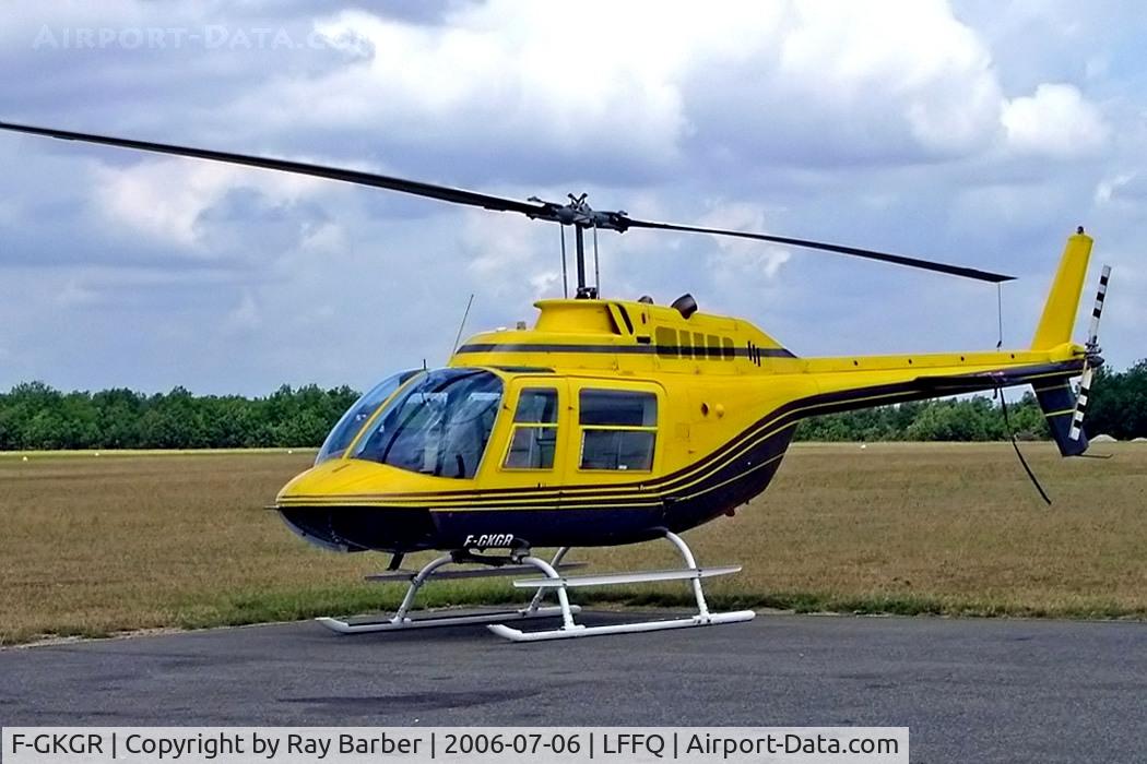 F-GKGR, Agusta AB-206B JetRanger II C/N 8294, Agusta-Bell 206B Jet Ranger II [8294] La Ferte Alais~F 06/07/2006
