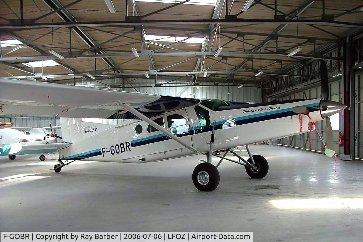 F-GOBR, Pilatus PC-6/B2-H4 Turbo Porter C/N 944, Pilatus PC-6/B2-H4 Turbo Porter [944] Orleans-St. Denis~F 06/07/2006