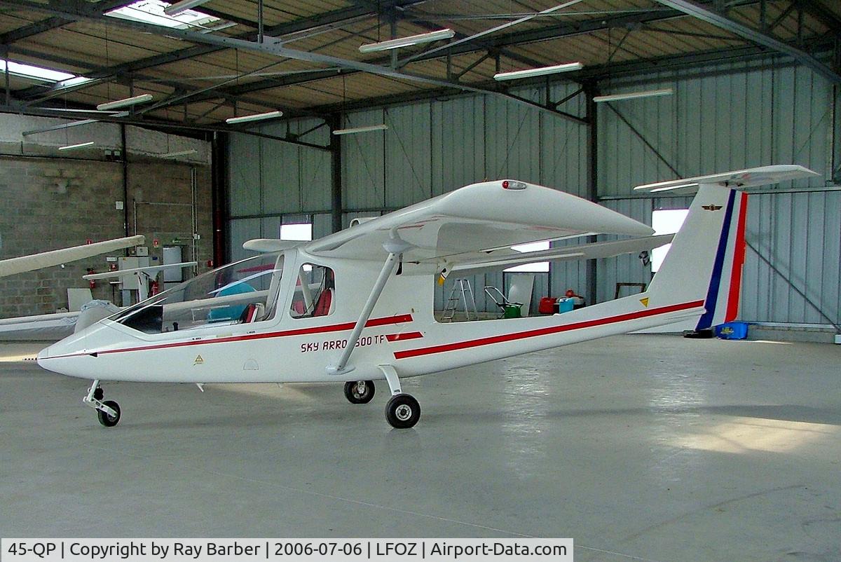 45-QP, Iniziative Industriali Italiane Sky Arrow 500TF C/N 040, I.I.I.Sky Arrow 500TF [040] Orleans-St. Denis~F 06/07/2006