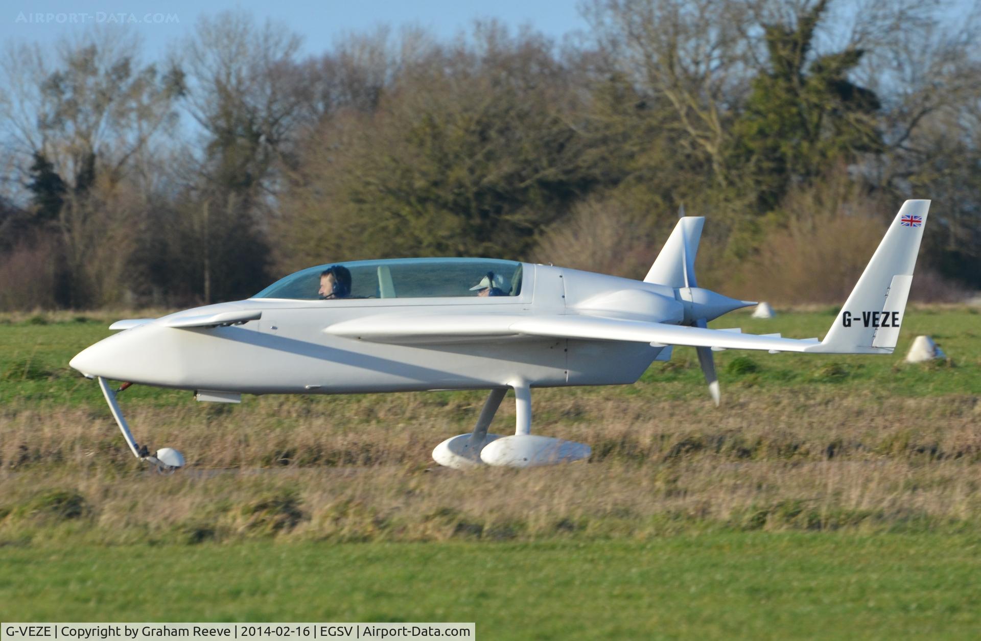 G-VEZE, 2003 Rutan VariEze C/N PFA 074-10285, Taking off at Old Buckenham.