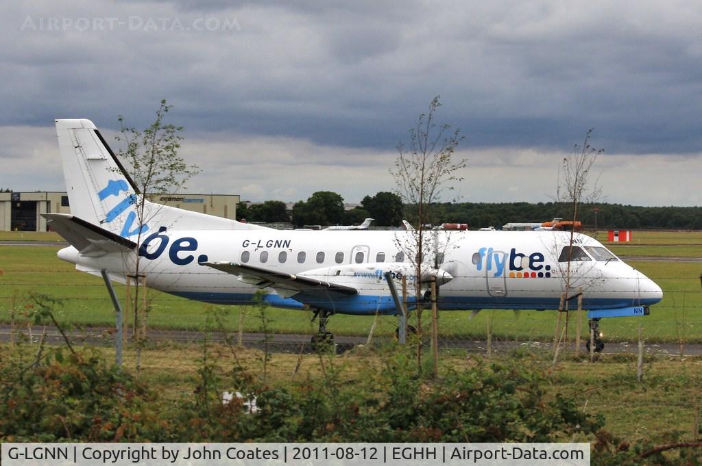 G-LGNN, 1990 Saab 340B C/N 340B-197, Taxies in through the wood