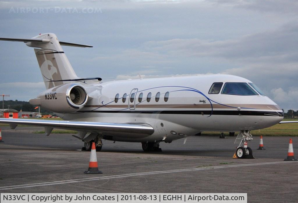 N33VC, 2009 Hawker Beechcraft 4000 C/N RC-37, At Signatures