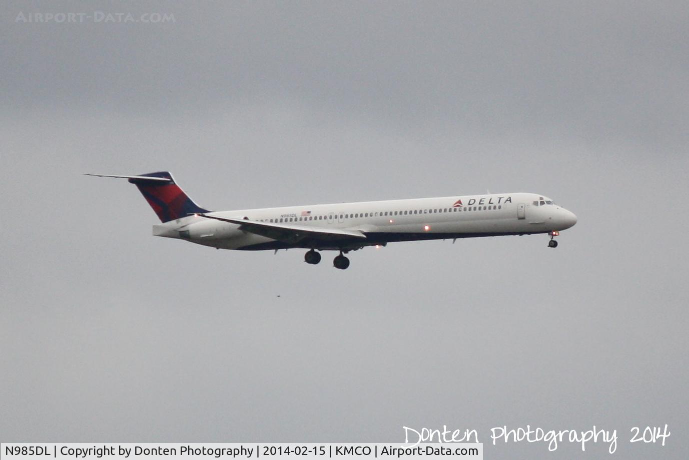N985DL, 1991 McDonnell Douglas MD-88 C/N 53312, Delta Flight 2103 (N985DL) arrives at Orlando International Airport following a flight from North Kentucky International Airport
