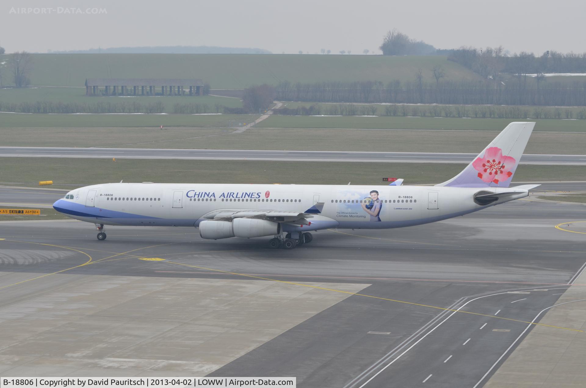 B-18806, 2001 Airbus A340-313 C/N 433, Daperting to Taipei as CA 064.