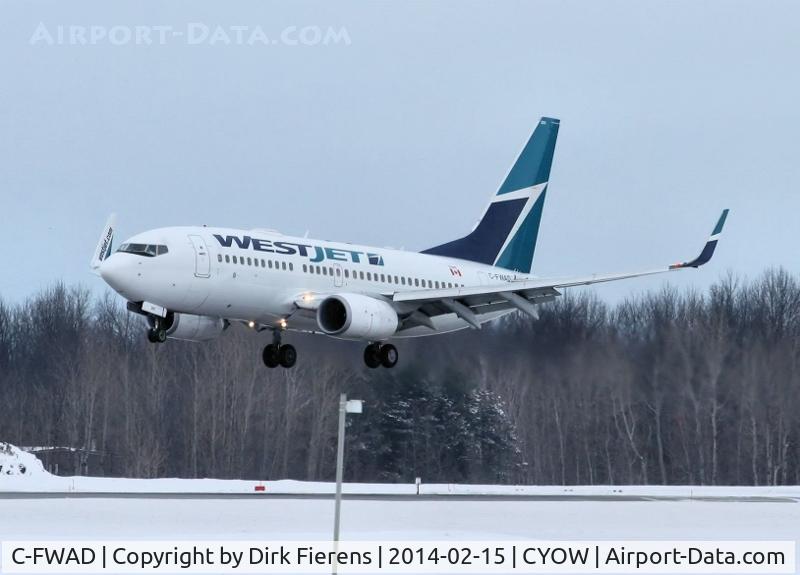 C-FWAD, 2002 Boeing 737-7CT C/N 32753, Flight # WJA358 from Toronto, arriving on rwy 25.