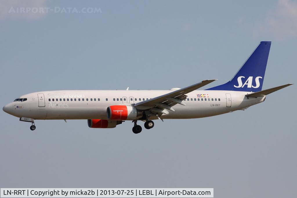 LN-RRT, 2001 Boeing 737-883 C/N 28326, Landing