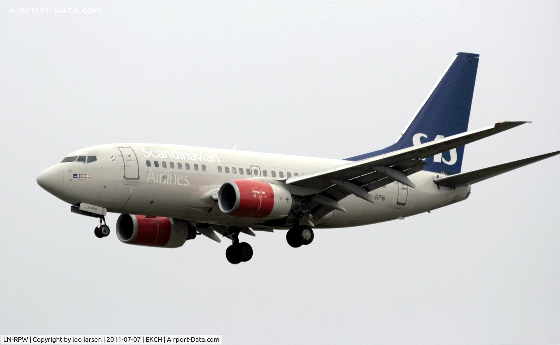 LN-RPW, 1999 Boeing 737-683 C/N 28289, Copenhagen Kastrup 7.7.11