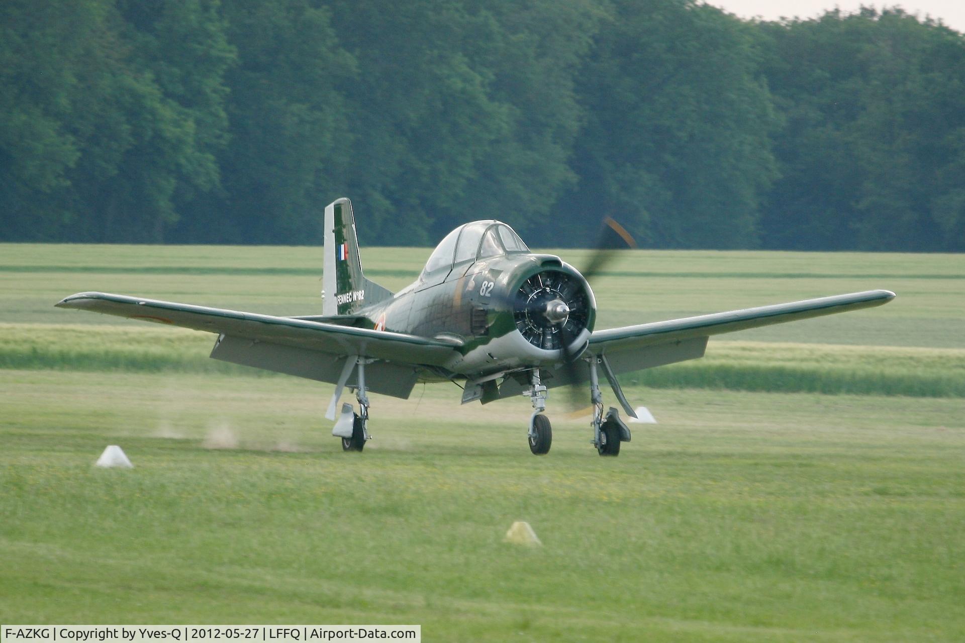 F-AZKG, 1951 North American T-28A Fennec C/N 174-111, North American T-28A Fennec, La Ferté Alais Airfield (LFFQ) Air Show 2012
