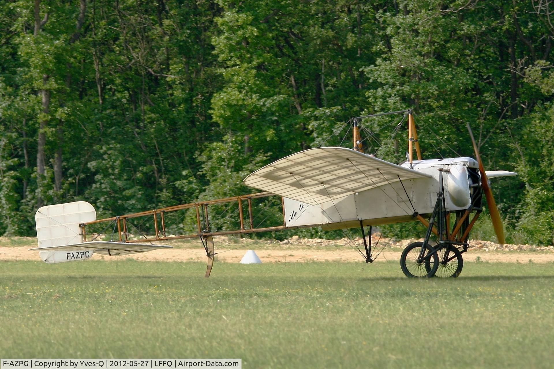 F-AZPG, Bleriot XI-2 Replica C/N SA-29, Blériot XI-2, La Ferte-Alais Airfield (LFFQ) Air show 2012