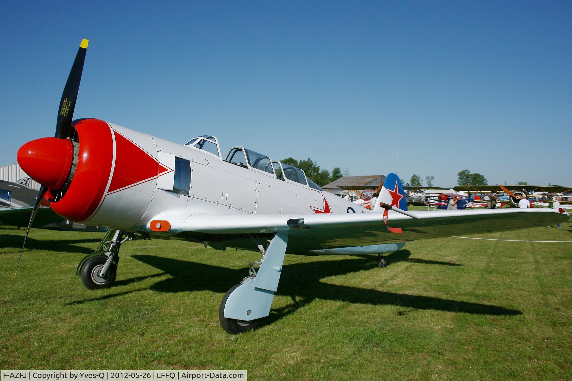 F-AZFJ, Yakovlev Yak-11 C/N 25 III/02, Yakovlev Yak-11, La Ferté-Alais Airfield (LFFQ) Air show 2012