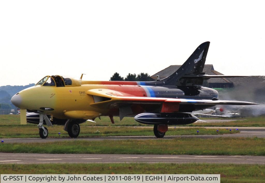 G-PSST, 1959 Hawker Hunter F.58A C/N HABL-003115, Off to perform at the seafront
